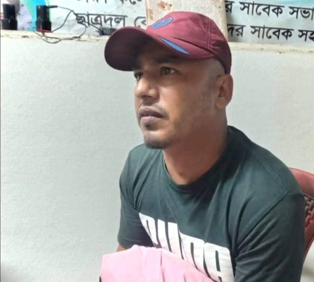 ধর্ষণ মামলায় গ্রেফতার চাচাকে বিয়ানীবাজারে নিয়ে আসার পথে পুলিশ