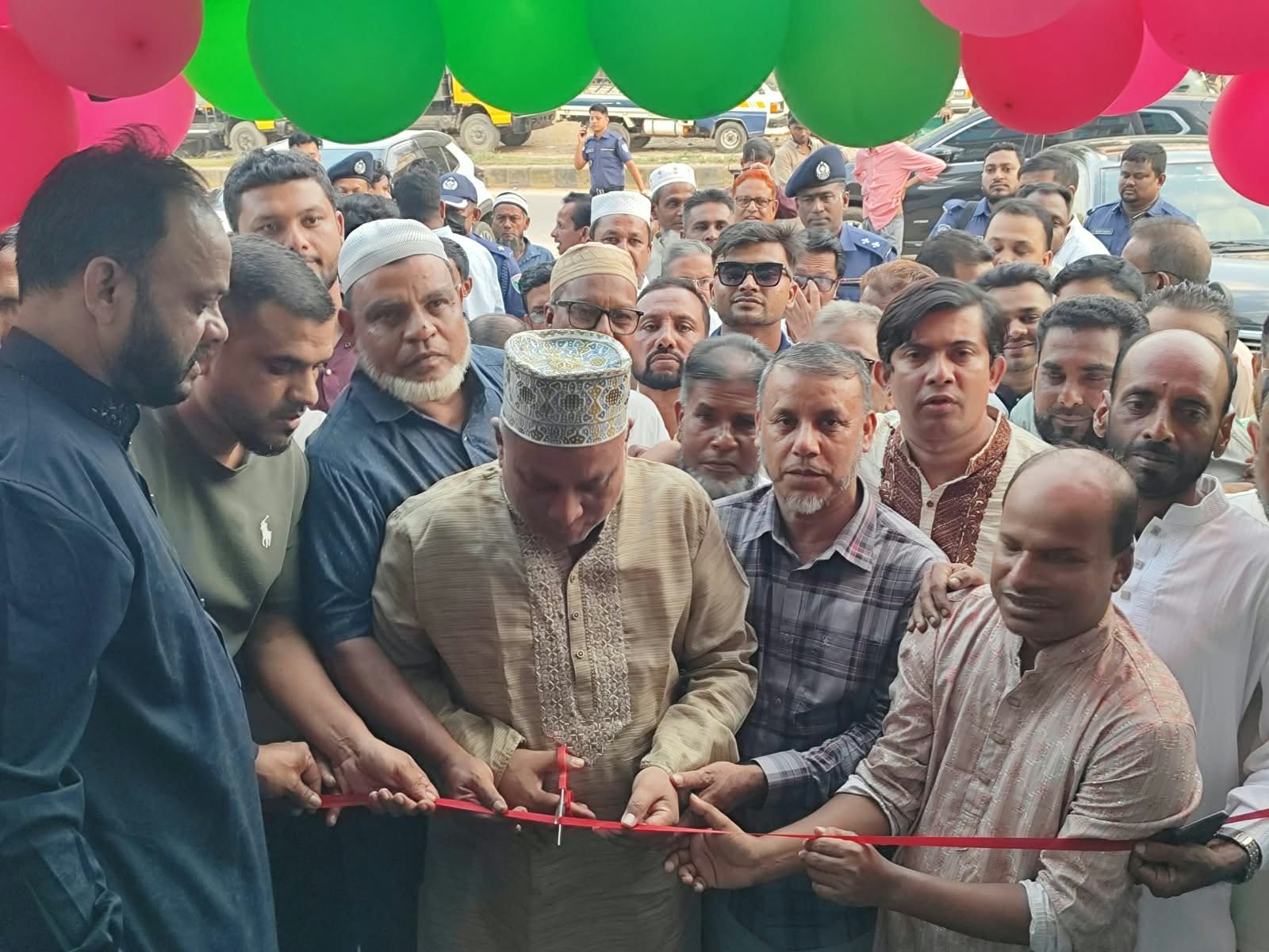 বিয়ানীবাজারে ‘দ্যা রয়েল ডিজিটাল ডায়াগনস্টিক এন্ড কনসালটেশন সেন্টার’র উদ্বোধন করলেন এমপি এমরান