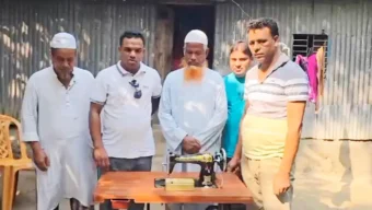 জামায়াতের দেওয়া সেলাই মেশিন ফেরত দিলেন সেই বিএনপি নেতার স্ত্রী